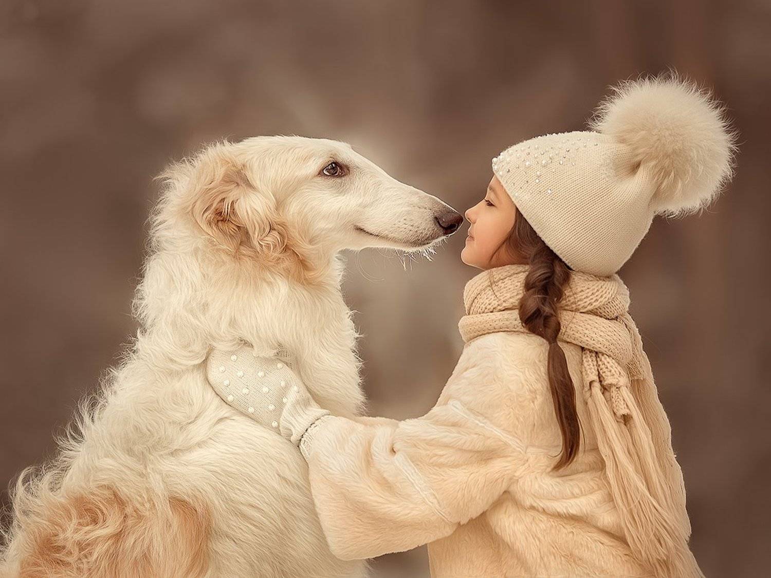 , Елена Михайлова