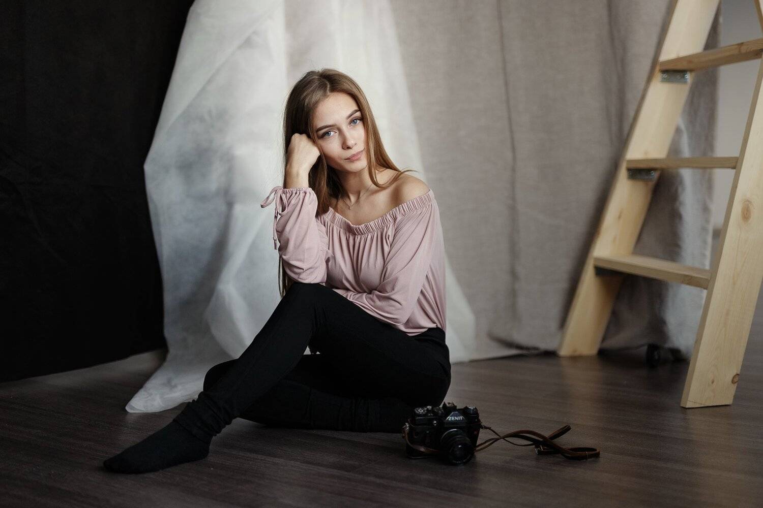 portrait, girl, people, color, eyes, light, девушка, studio, студия, портрет, head, свет, человек, эмоции, цвет, фотосессия, Иван Лосев