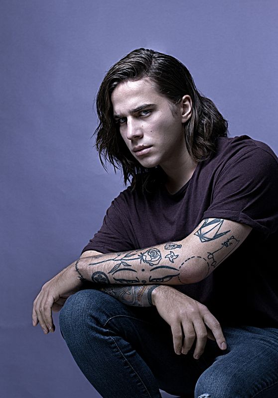 мужской портрет, мужчина, напряжение, взгляд Никита фото превью