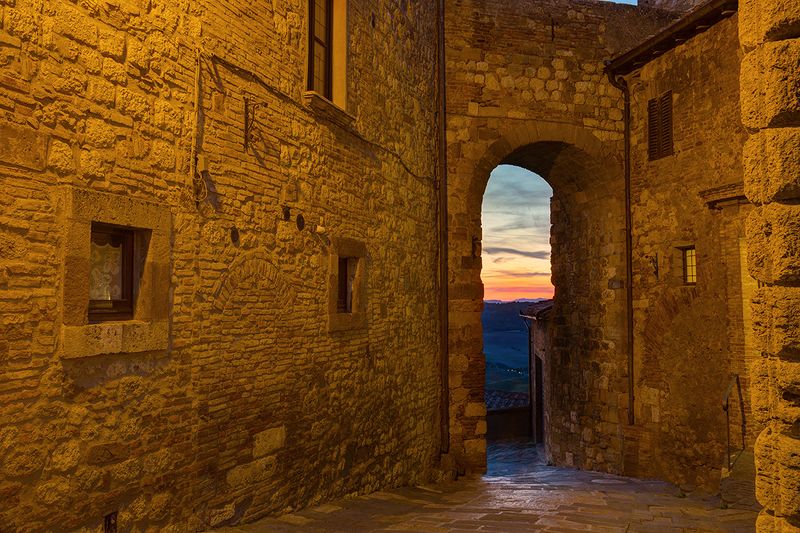 Дверь в закат фото превью