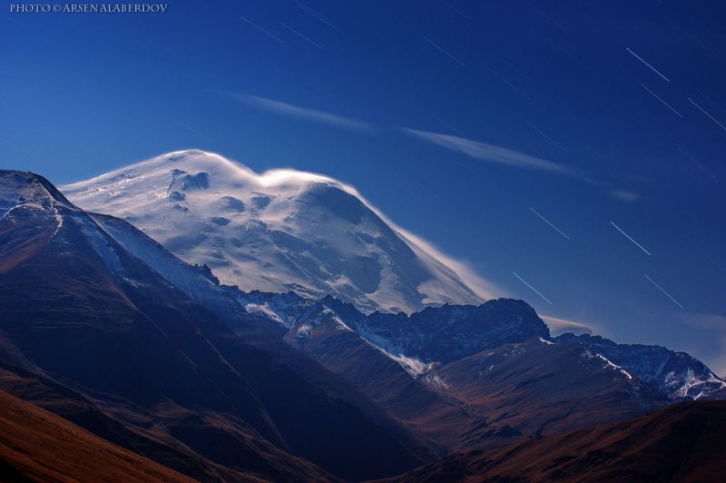 СПЯЩИЙ ВЕЛИКАН фото превью