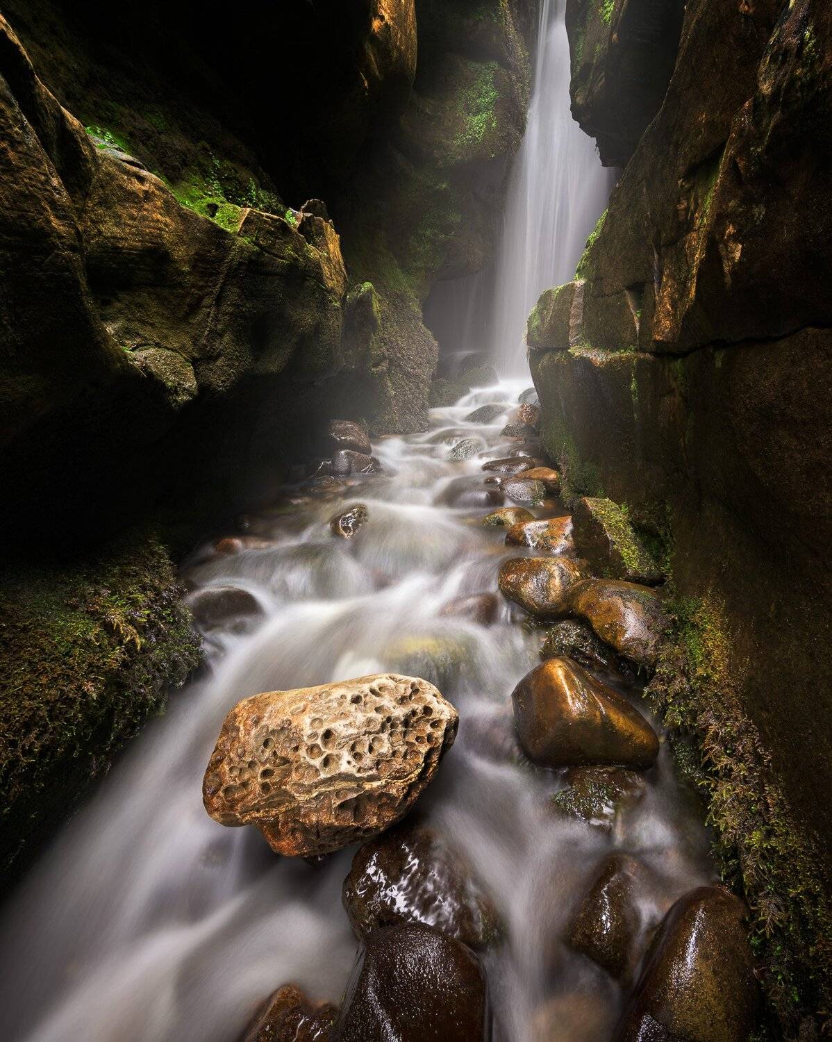 beautiful, cascade, cave, cavern, cliff, dark, eigg, europe, green, grotto, hideout, highlands, inside, island, isle, kingdom, landscape, limestone, lochaber, mist, moss, motion, mysterious, nature, overcast, pebbles, rays, river, rock, rocky, scenic, sco, Andrey Omelyanchuk
