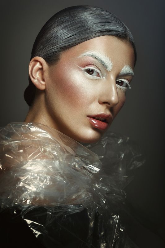 Face of January фото превью