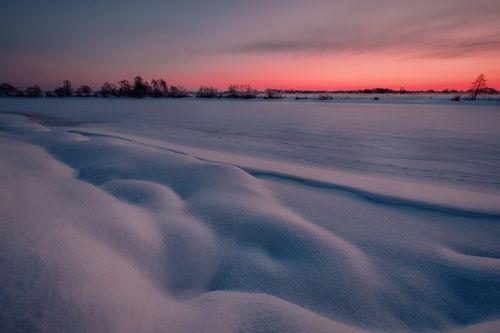 Снежная река