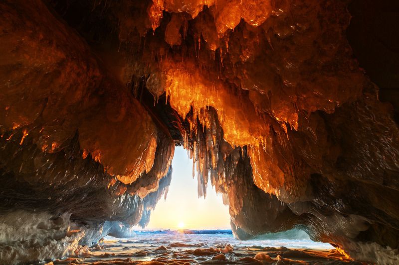 olkhon island , baikal lake Grotto фото превью