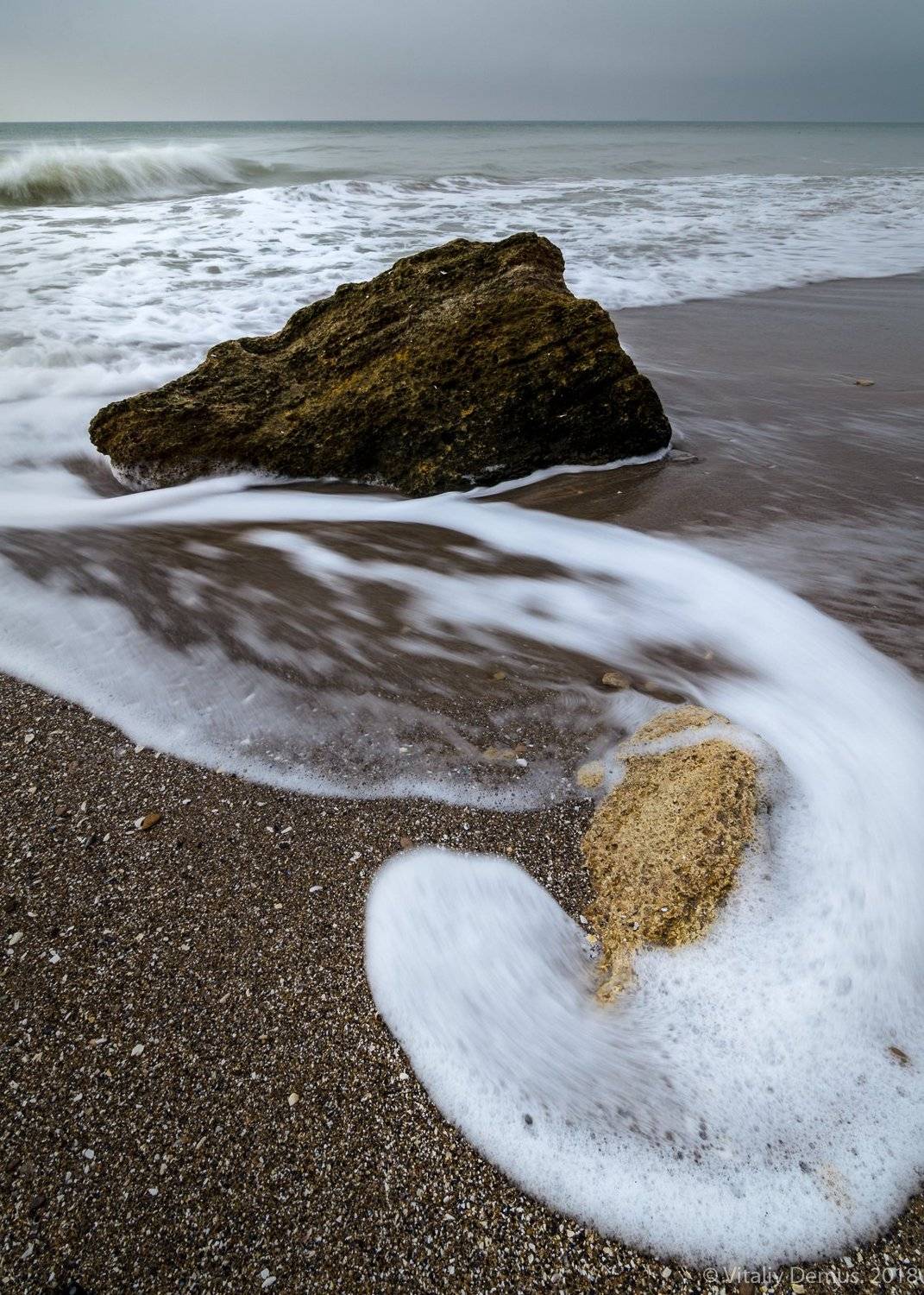 море, побережье, морской берег, небо, скалистый берег, камень, волны, зима, Виталий