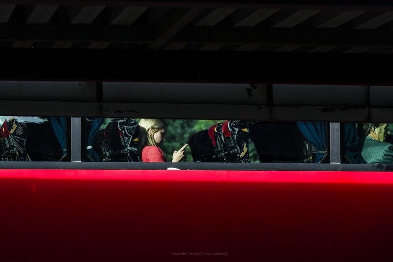 Люди, город, улица, жанр, транспорт, человек, цвет, красный,  *** фото превью