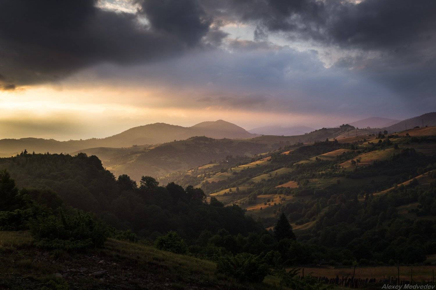 горганы, горы, карпаты, украина, вечер, сумерки, Алексей Медведев