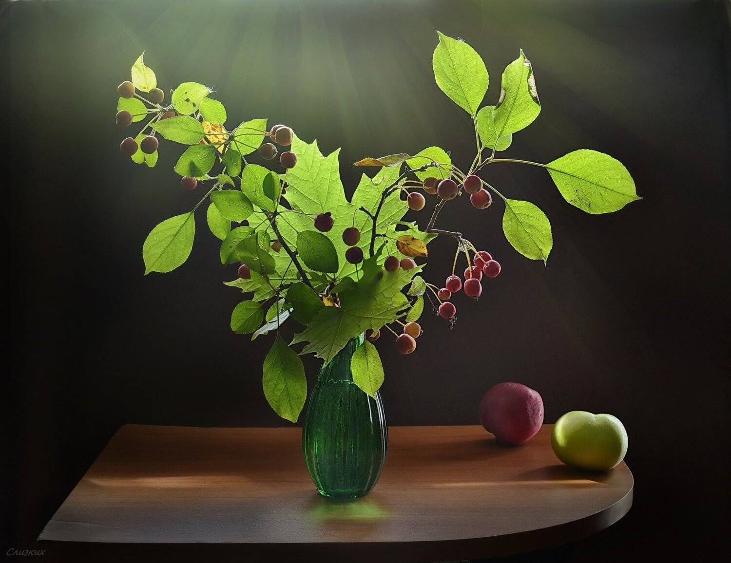 натюрморт,свет,яблоки,столик,настроение,листья,красота букет,ветки,ваза, Инаида