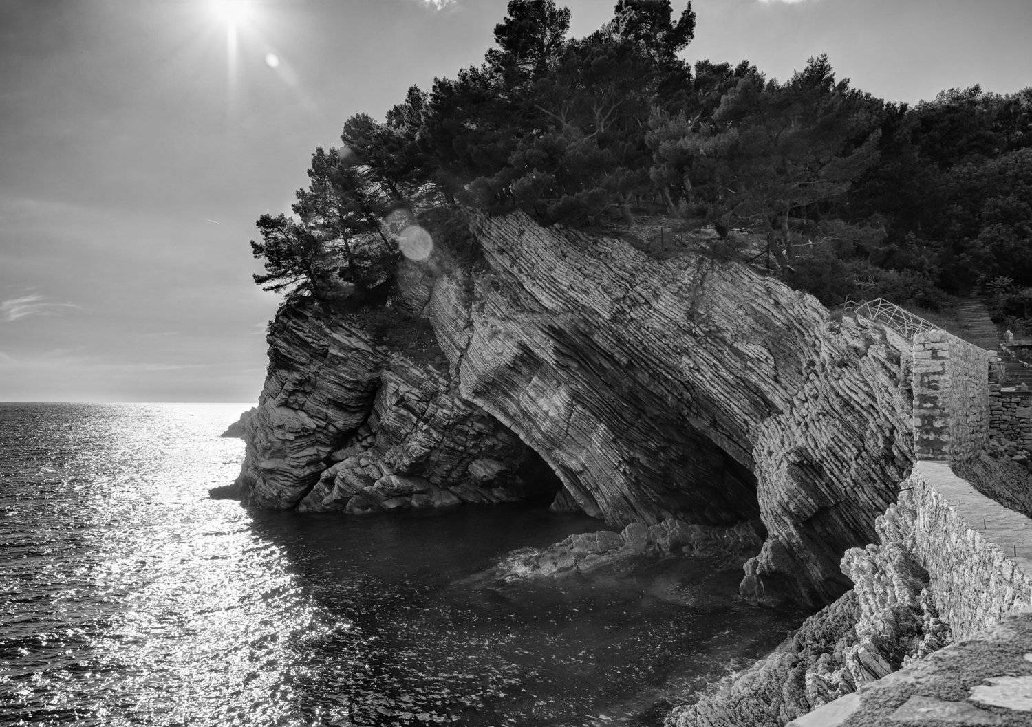 скала, море,  пейзаж, природа, ч/б, солнце, Георгий Муравьёв