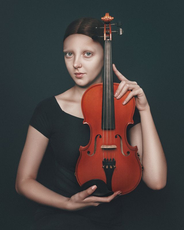 Strange фото превью