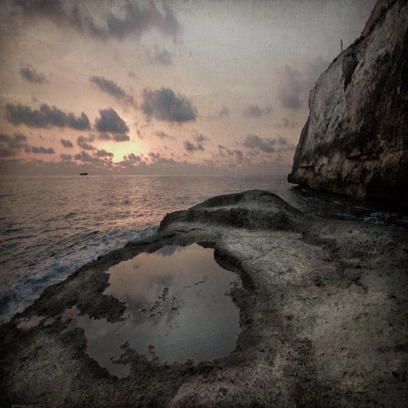 alone . фото превью