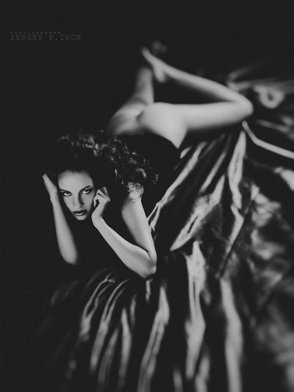 laura kogan, ню Вlack фото превью