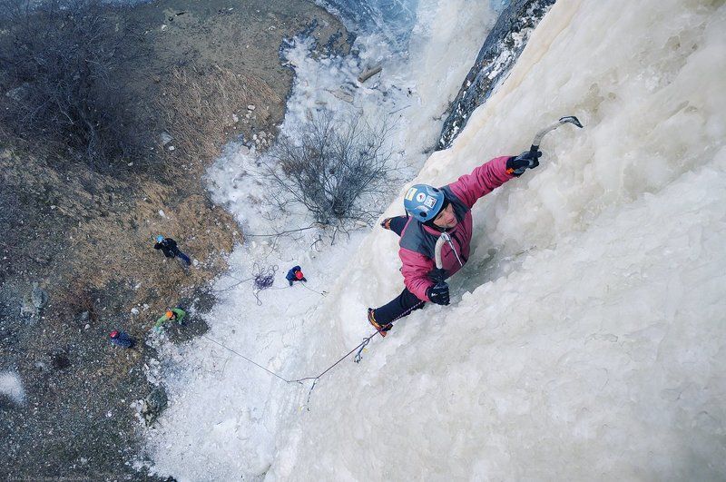 ледолазание, лёд, сосульки, ледолаз, petzl nomic, отличная, погода, красный лис, приморье, приморский край, находка, екатериновка Продуктивный выходной фото превью