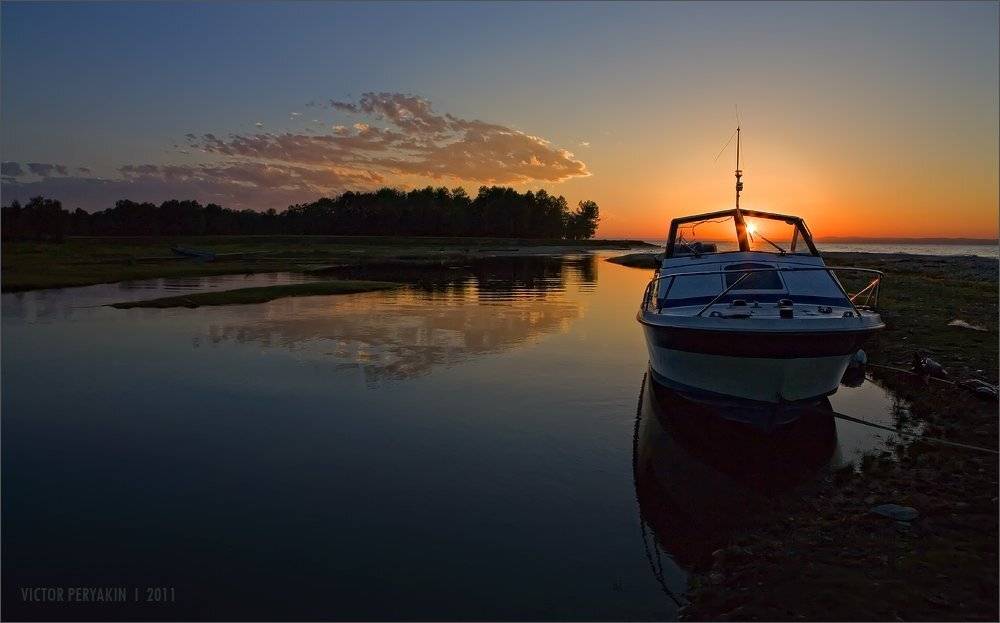 , Виктор Перякин