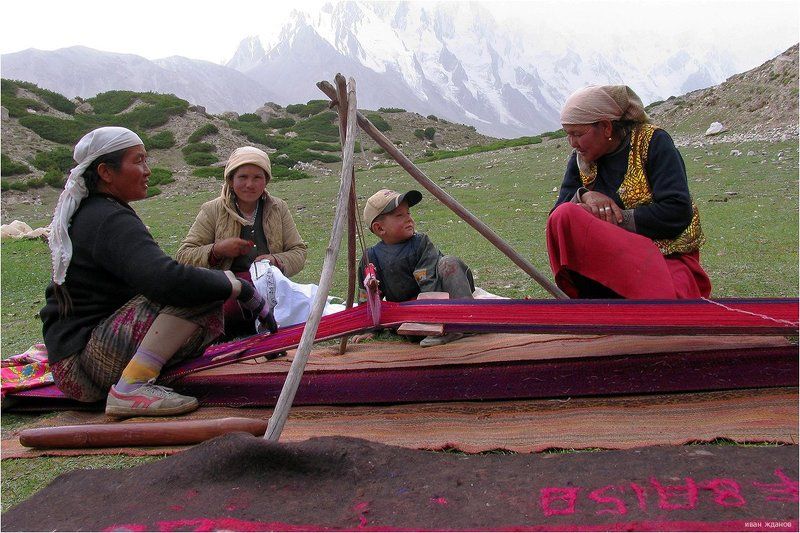 горы, китай, памир, памирцы Из жизни памирцев фото превью