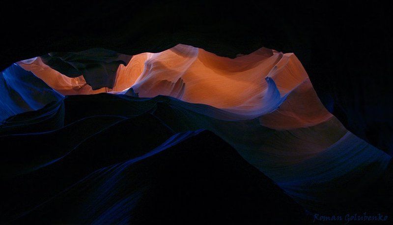 Синяя волна в оранжевой темноте. Аризона. фото превью