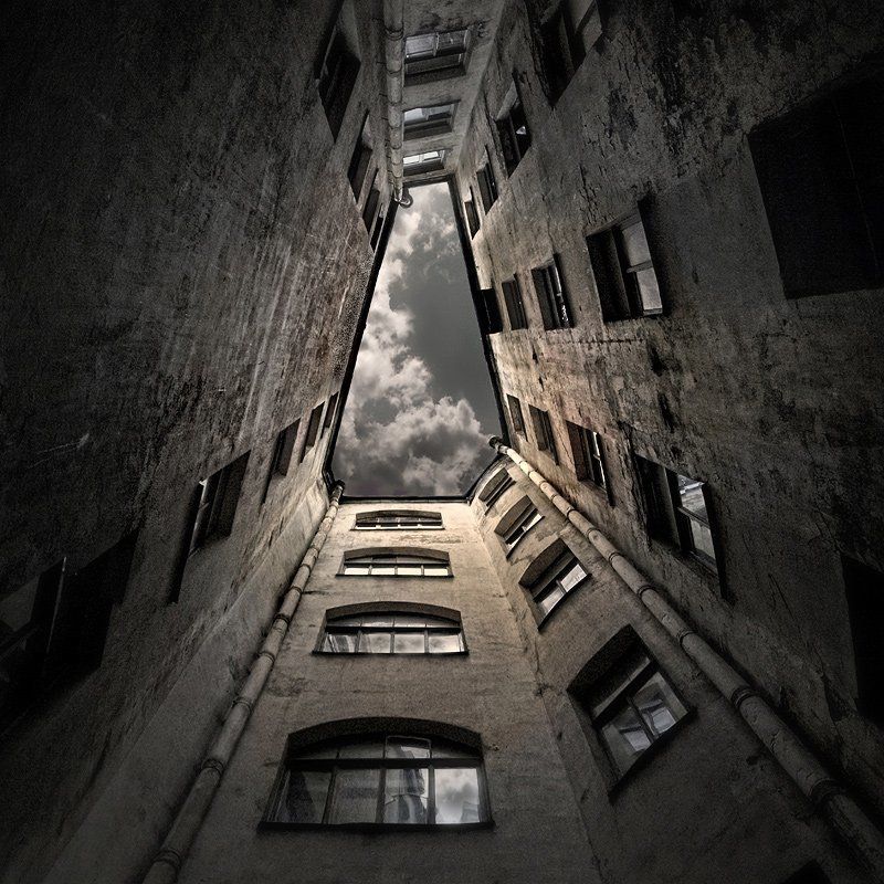 петербург ... и упасть на дно колодца ... фото превью