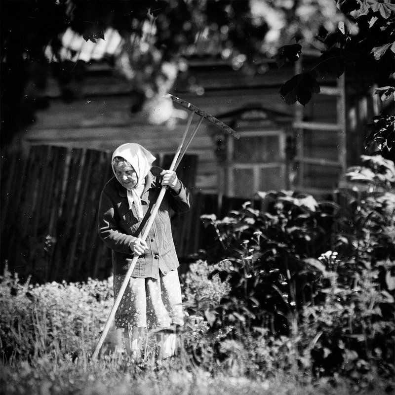 Тянет к людям простым фото превью