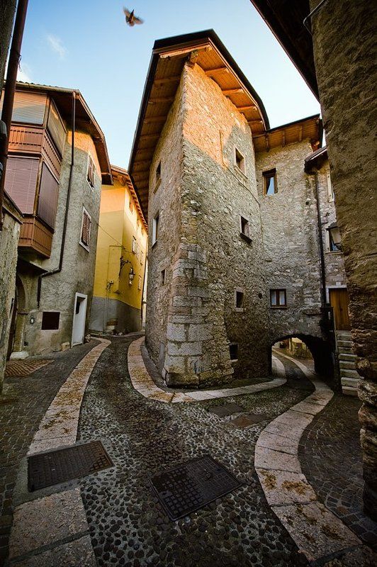 Улочки Арко фото превью