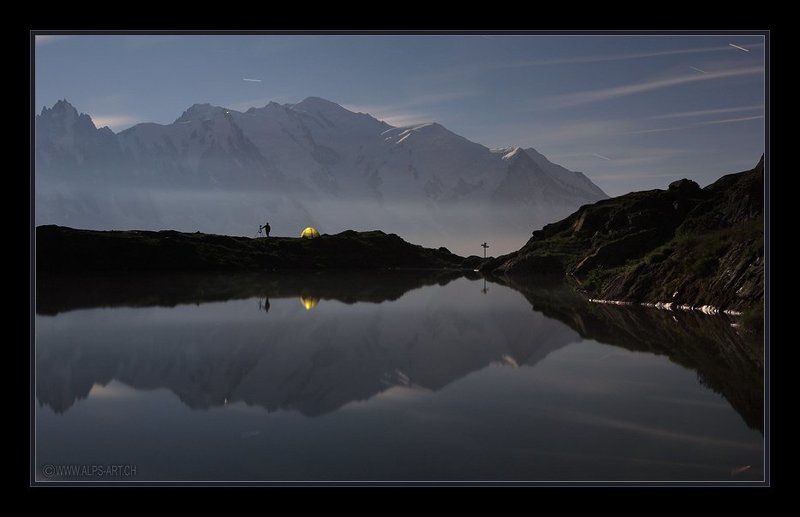 Про фотографа лунных пейзажей фото превью