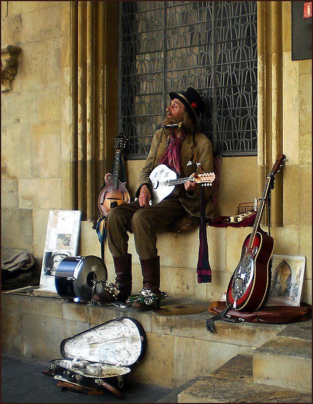 уличный, музыкант, инструменты Уличный музыкант фото превью