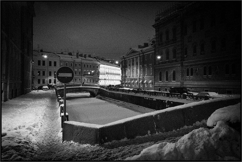 Ночная, подкирпичная фото превью