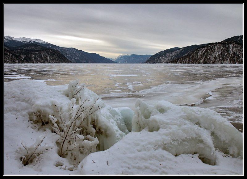 алтай, телецкое, озеро, лед Телецкие льды. фото превью