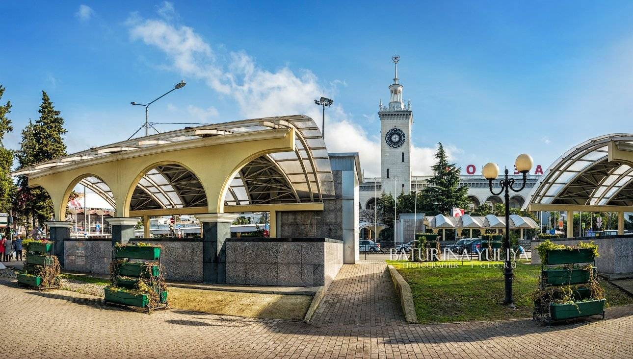 россия, сочи, город, архитектура, железнодорожный вокзал, вокзал, переход, зима, Юлия Батурина