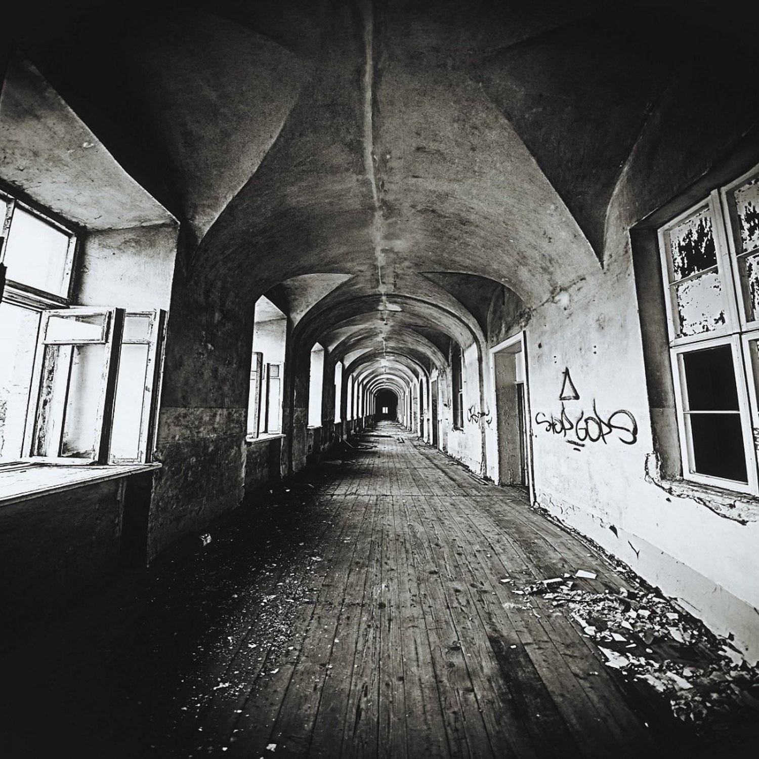 ruins, Костянтин Баран