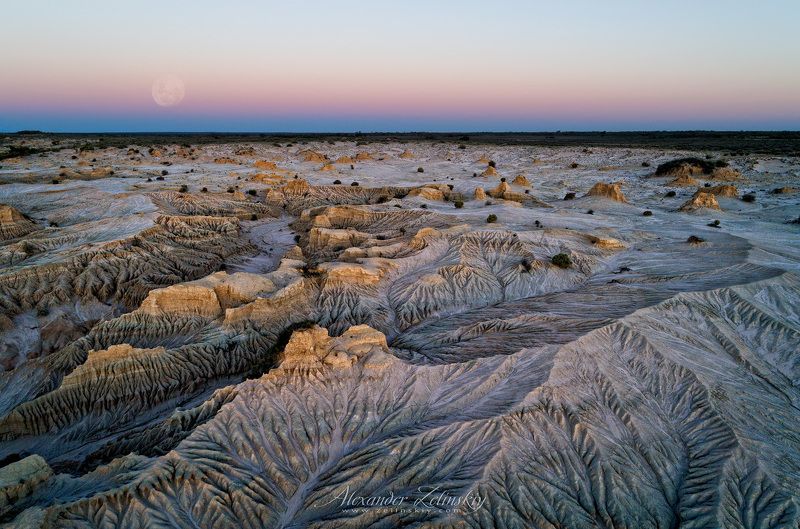 австралия, пустыня, манго Морщины земли фото превью