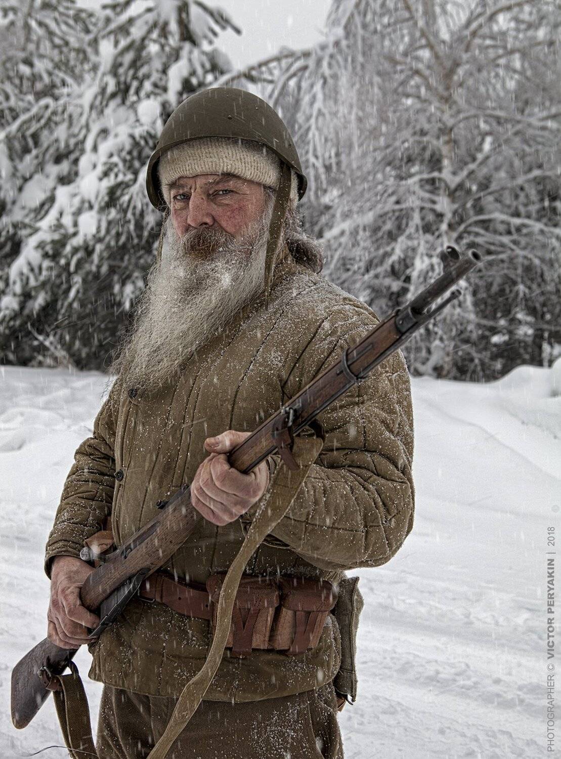 , Виктор Перякин