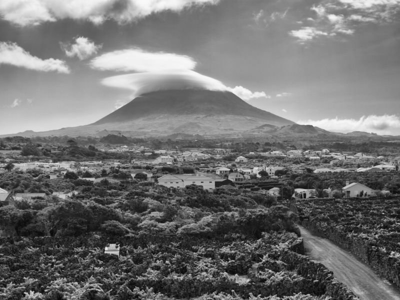 Azores, Pico, Portugal, Landscape, Black and white, Monochrome A path to Pico volcano фото превью
