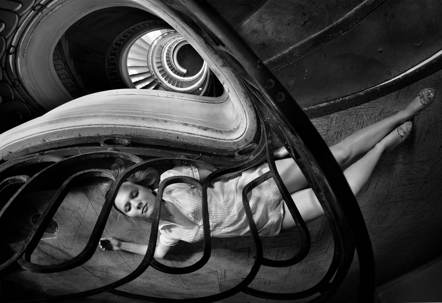 girl, portrait, staircase, depth, architecture, black and white, shades, legs, fairytale, sexy,, Endegor