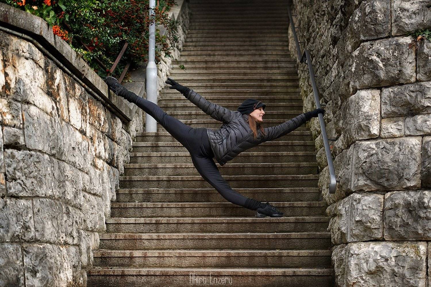 ballerina, dance, dancing, portrait, street, outdoor, Enzeru Akira