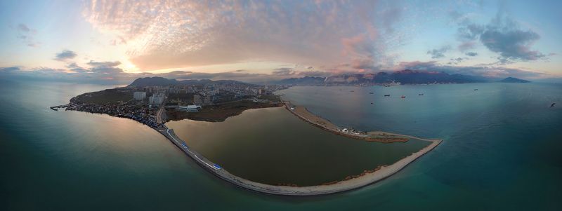 юг, дрон, аэрофотосъемка, новороссийск, закат С высоты птичьего полета фото превью