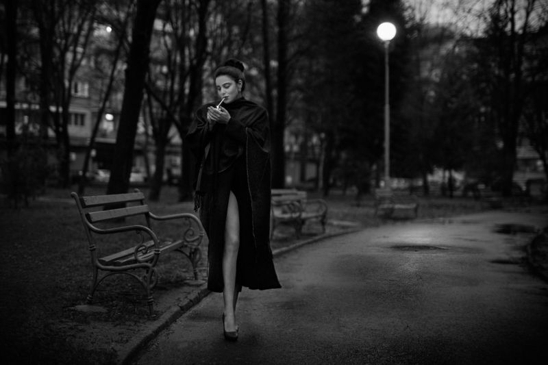 sexy, model, night, city, fashion, erotic, lips, body, naked, black and white, classic, legs, retro Classic фото превью