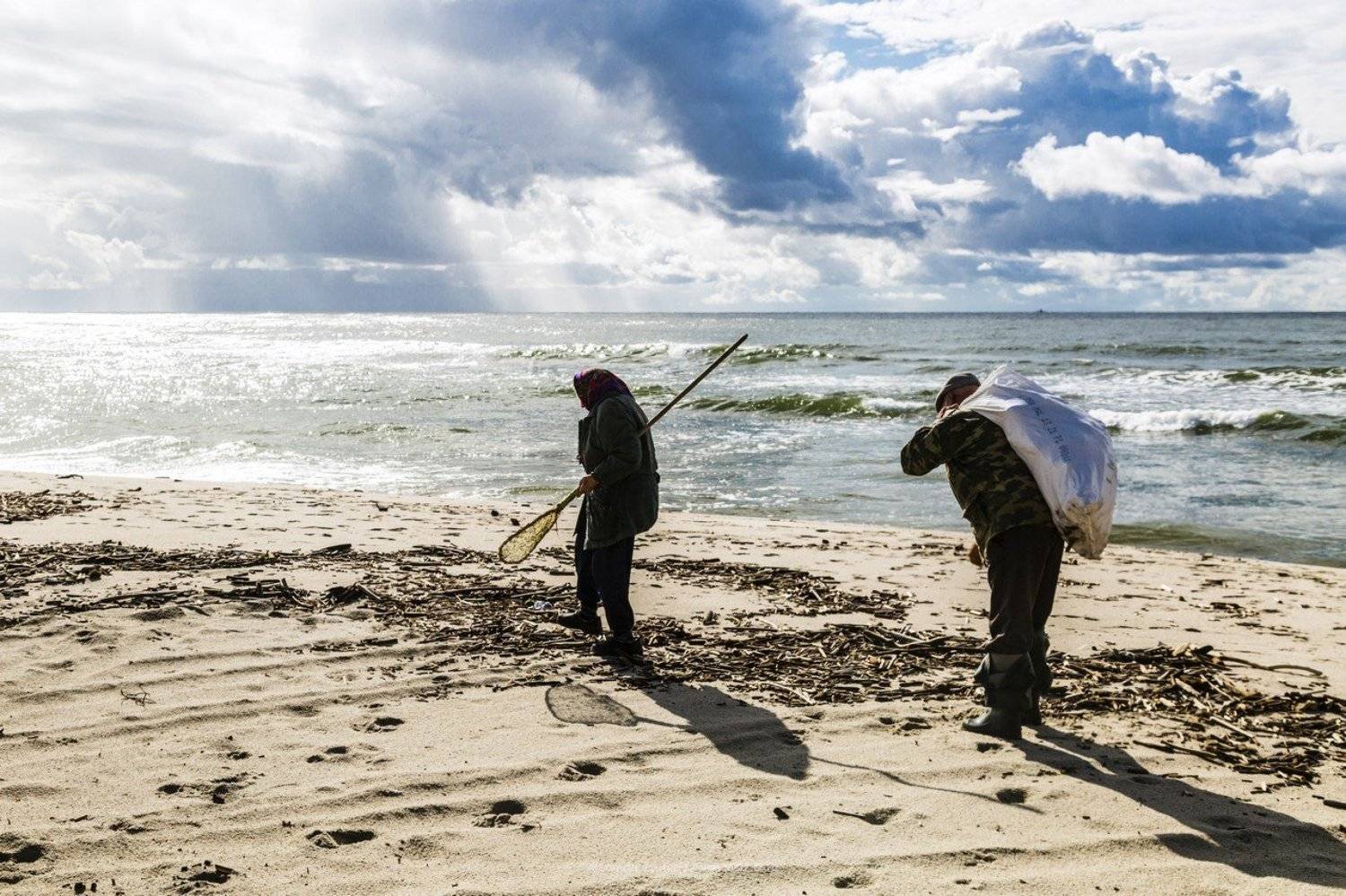 море, люди, человек, берег, пляж, песок, старики, , АлександрТутаев