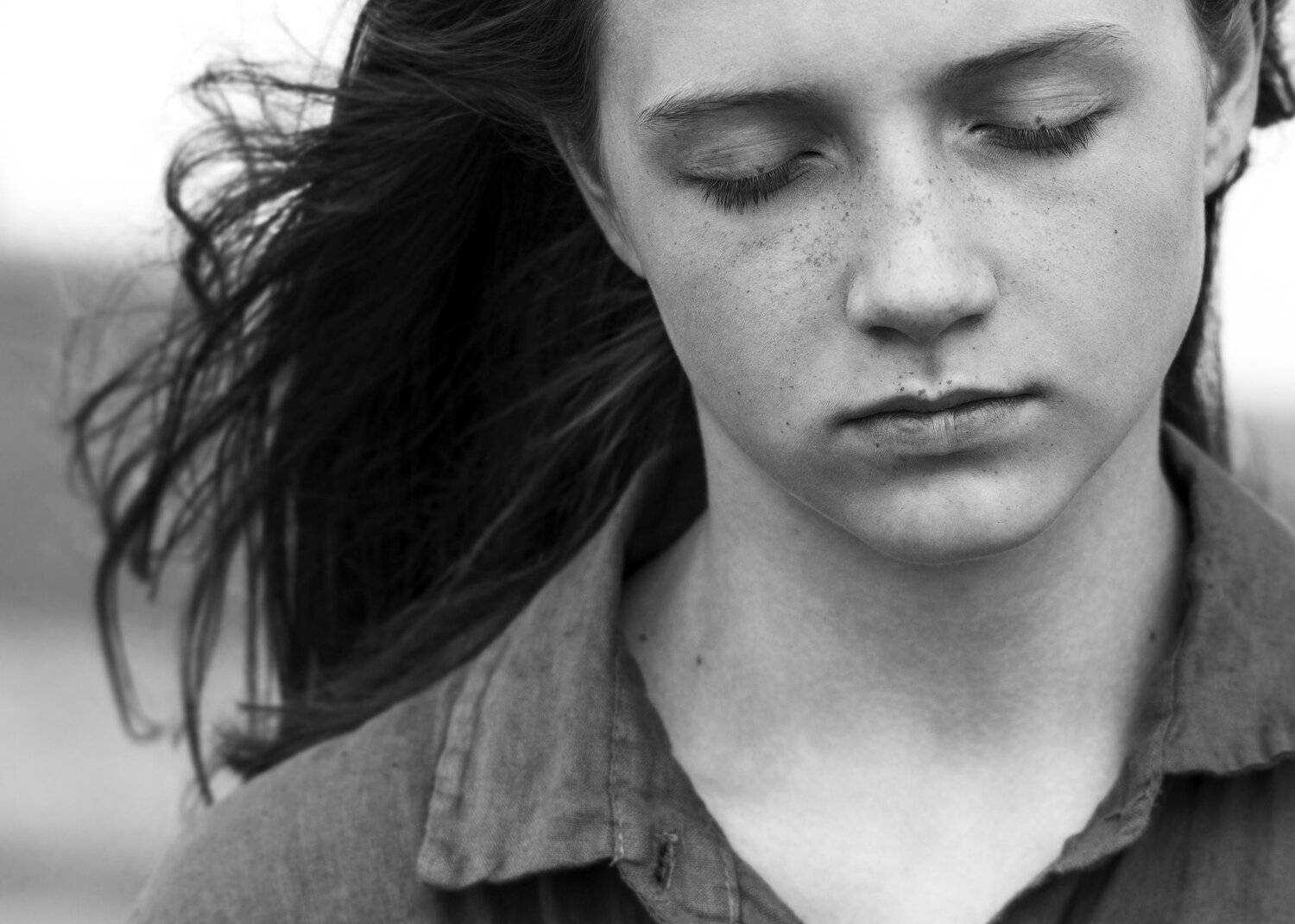 portrait, arhkangelsk, blackandwhite, monochrome, wind, sensual, outdoor, majestic_people, actorportfolio, romantic, Ksanka Skornyakova