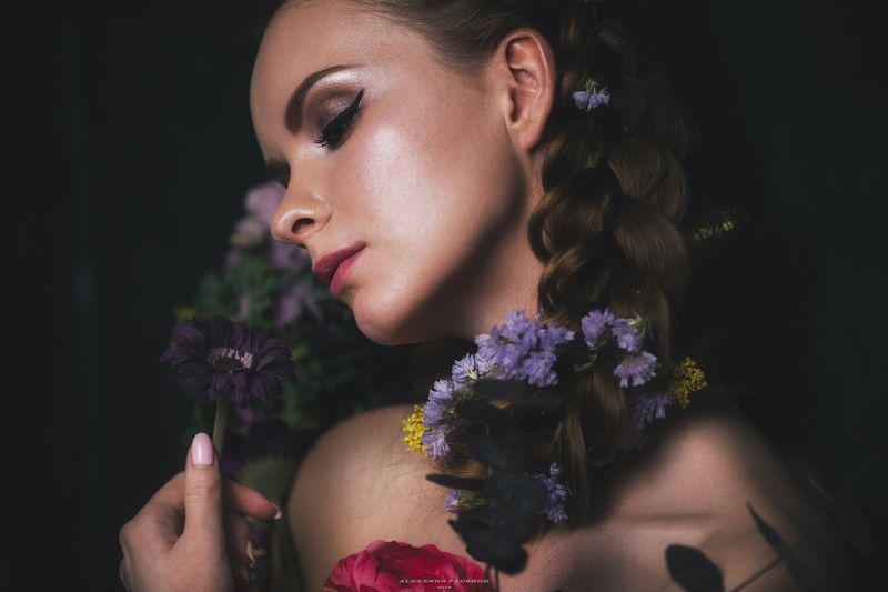 art, body, girl, skin, beauty, flowers, portrait Holy Aroma фото превью