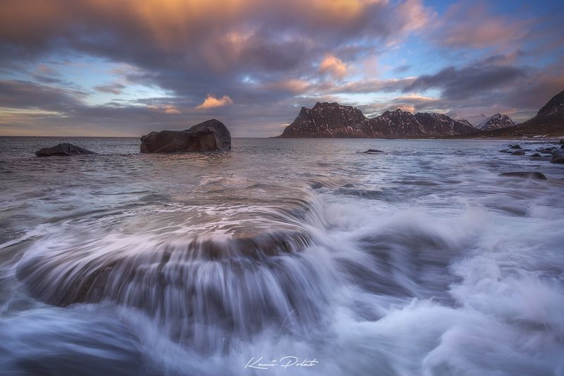 Waves of Uttakleiv  фото превью