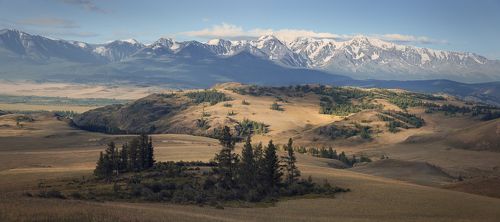 Северо-Чуйский хребет на рассвете / Sunrise at the North-Chuya Range