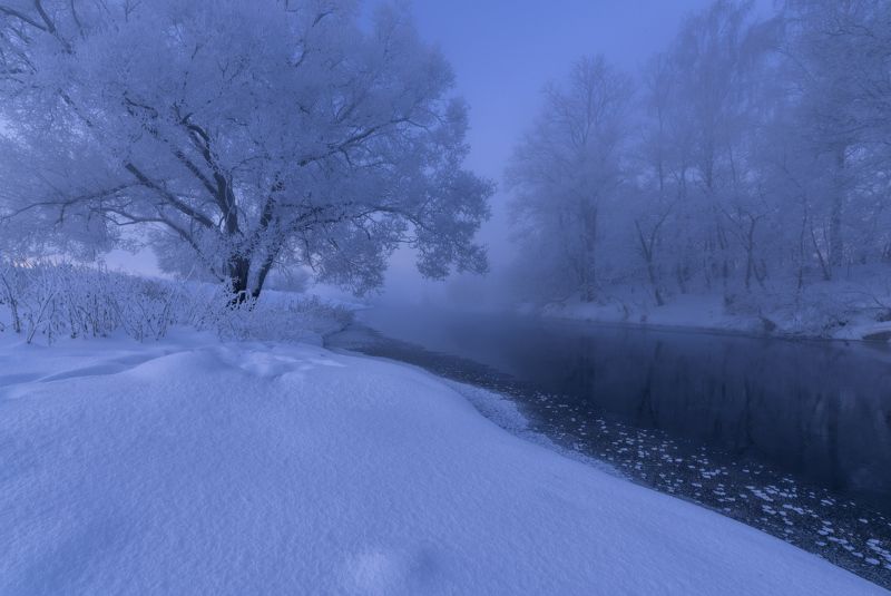 И снег бескрайний. фото превью