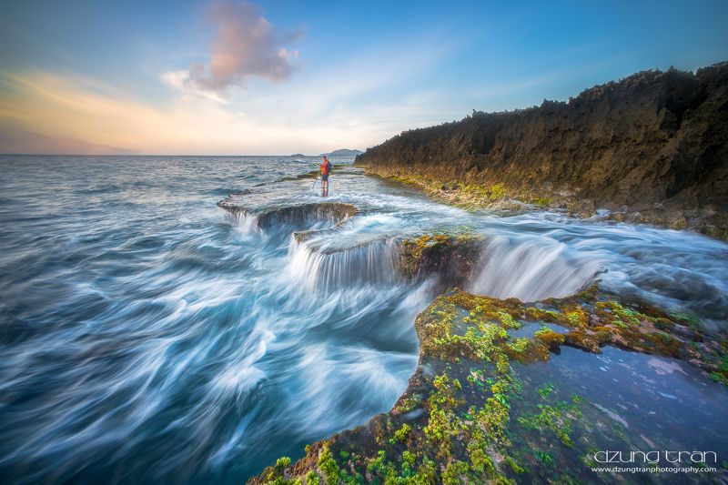 Sea waterfall фото превью