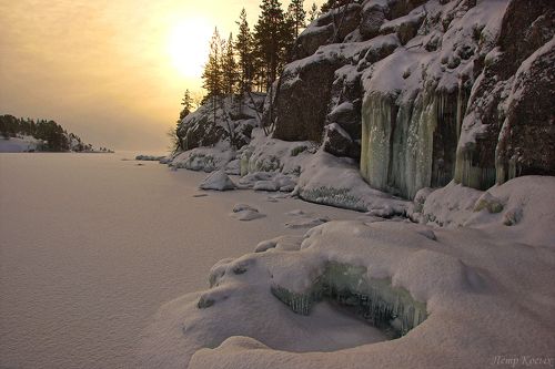 Замерзший водопад