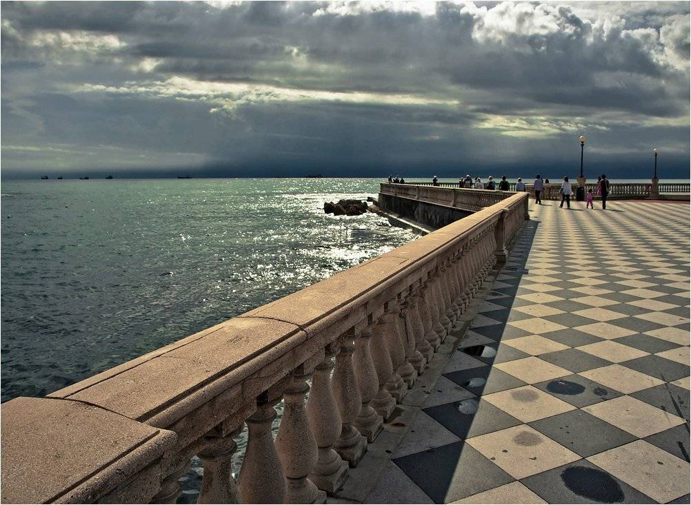 италия, ливорно, гроза  в море., Сергей Гаспарян