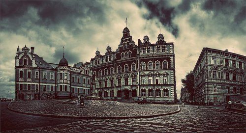 Крепостная площадь