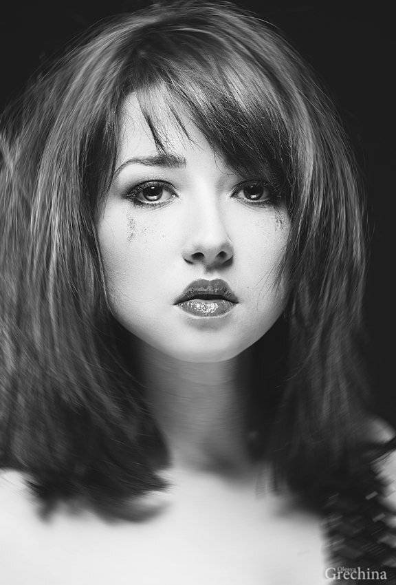 , Леся Гречина