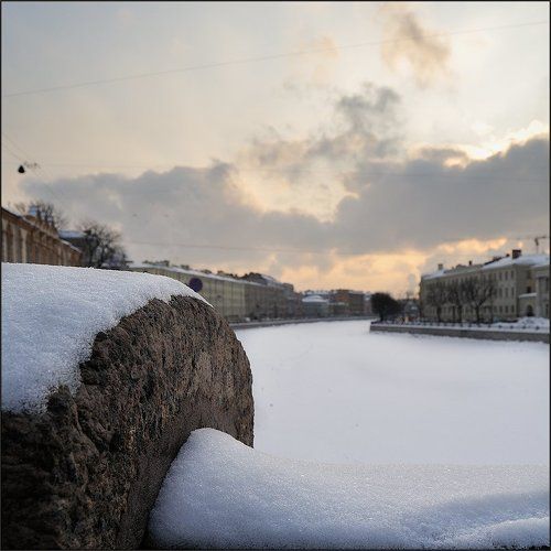 Два квадратика с Фонтанки на закате в конце февраля