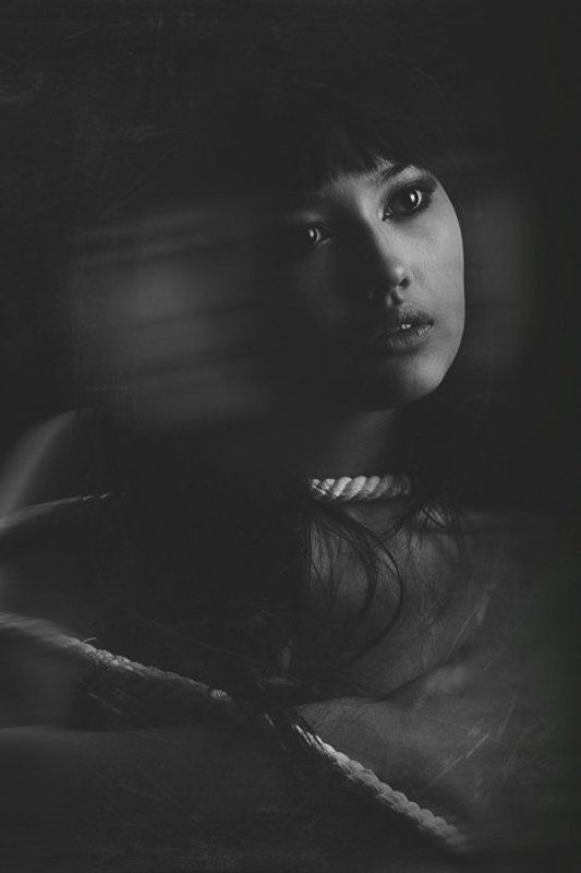 тени, иллюзии, черно белое, хоррор Тень иллюзии фото превью